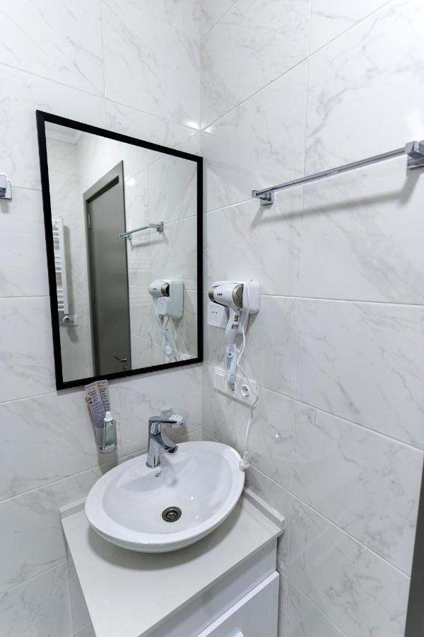Boulevard Apartments Батуми Экстерьер фото