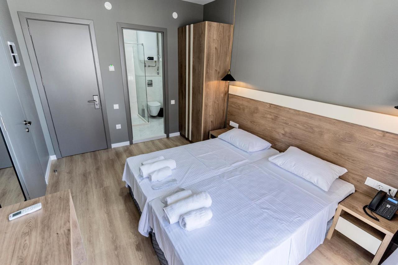 Boulevard Apartments Батуми Экстерьер фото