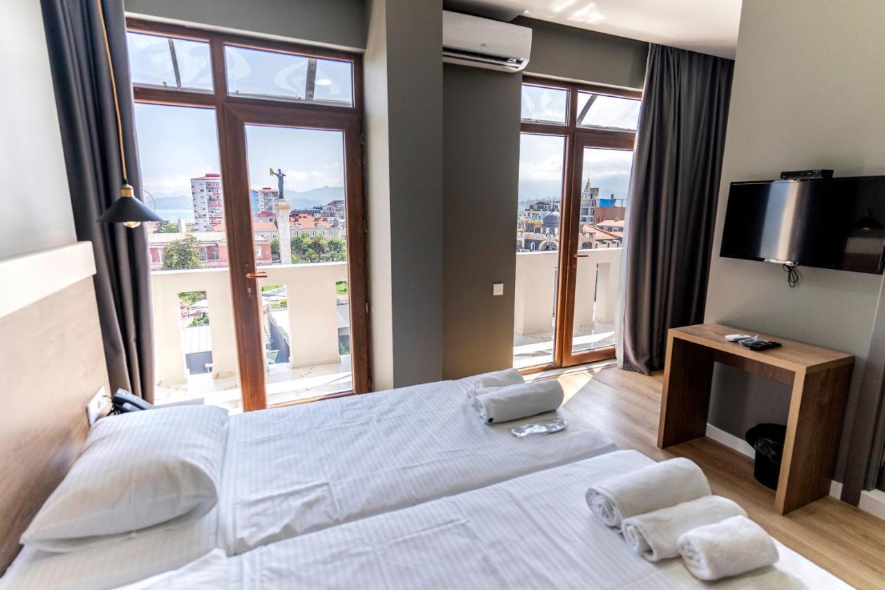 Boulevard Apartments Батуми Экстерьер фото